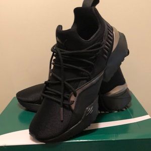 Brand New Puma sneakers